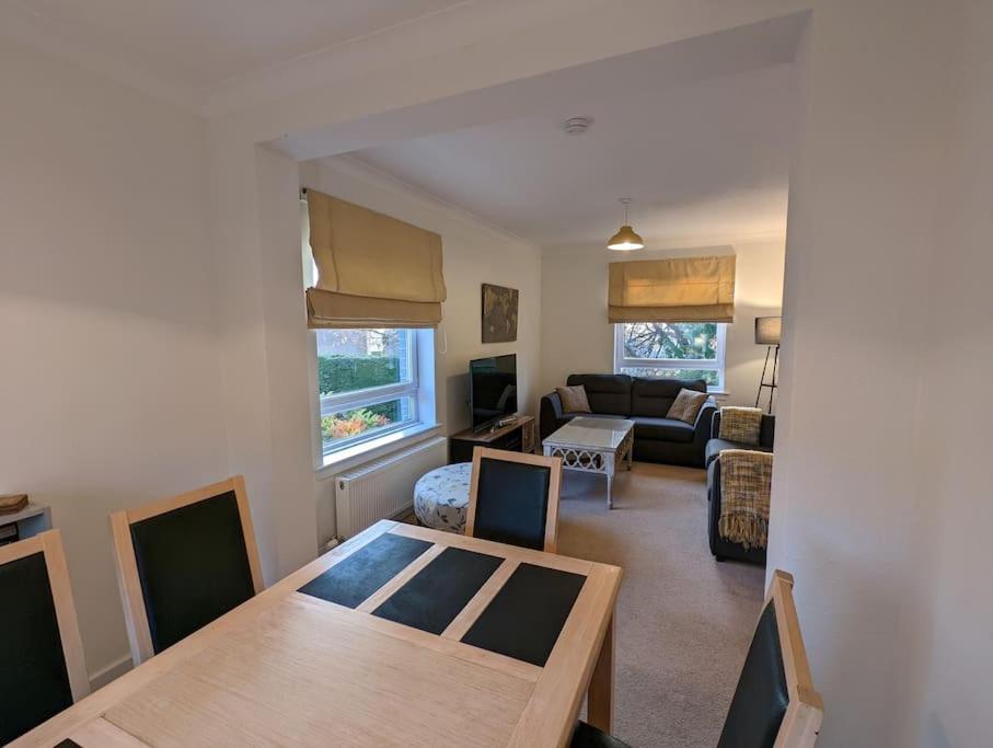 Two Bedroom Flat In Bridge Of Allan, Stirling Exterior foto